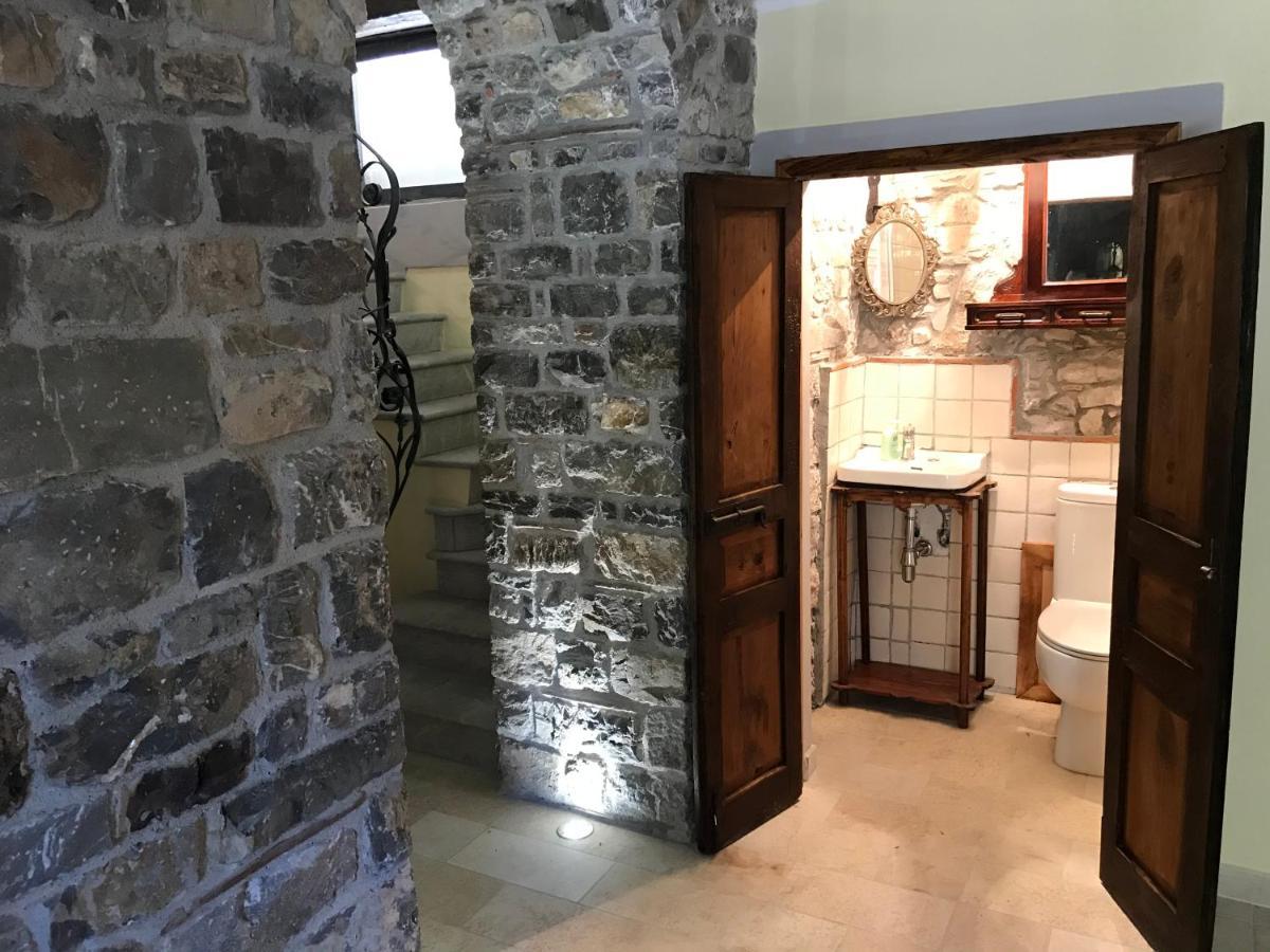 Borgo Manca Suite Sasso di Castalda Esterno foto