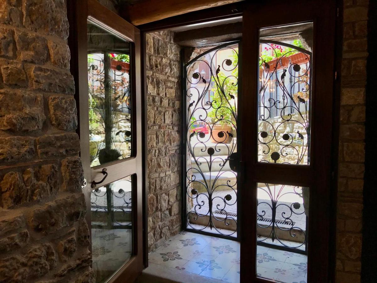 Borgo Manca Suite Sasso di Castalda Esterno foto