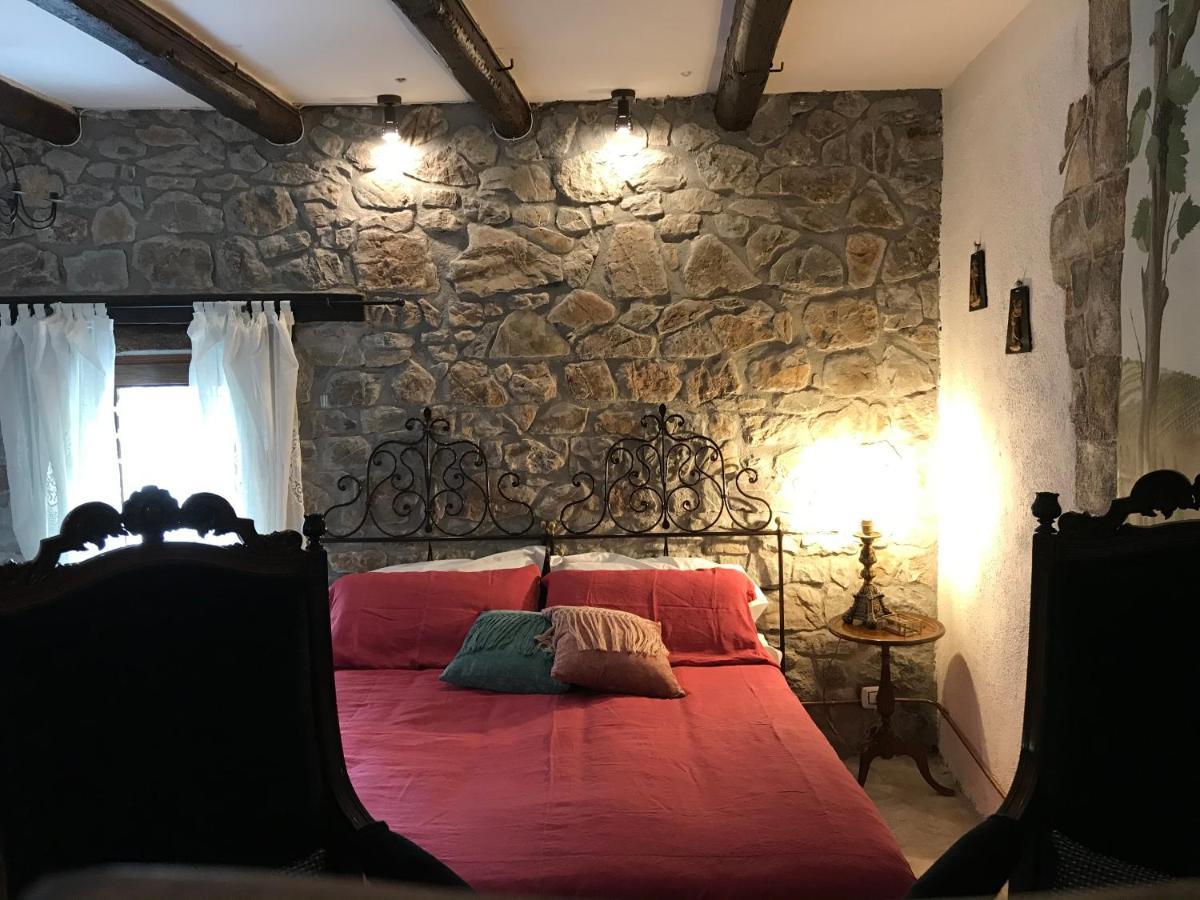 Borgo Manca Suite Sasso di Castalda Esterno foto