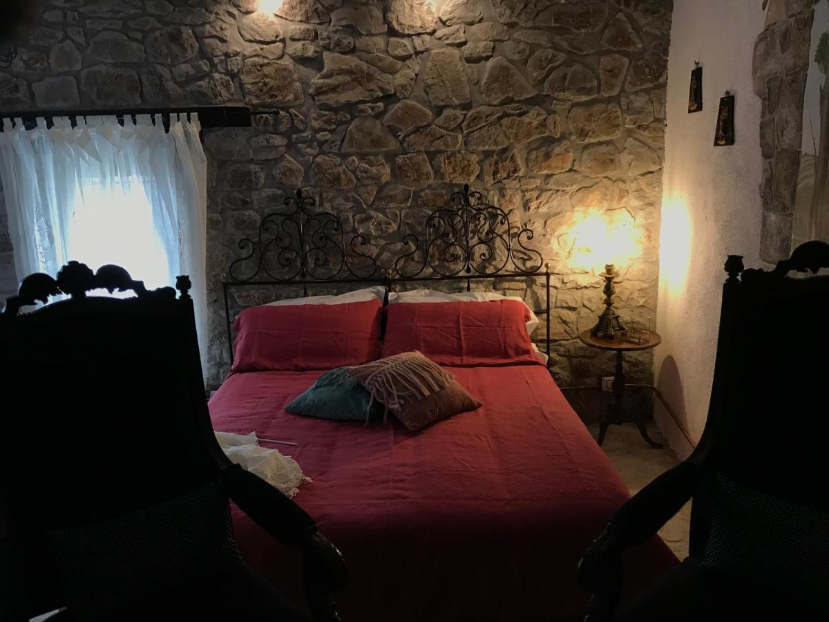 Borgo Manca Suite Sasso di Castalda Esterno foto