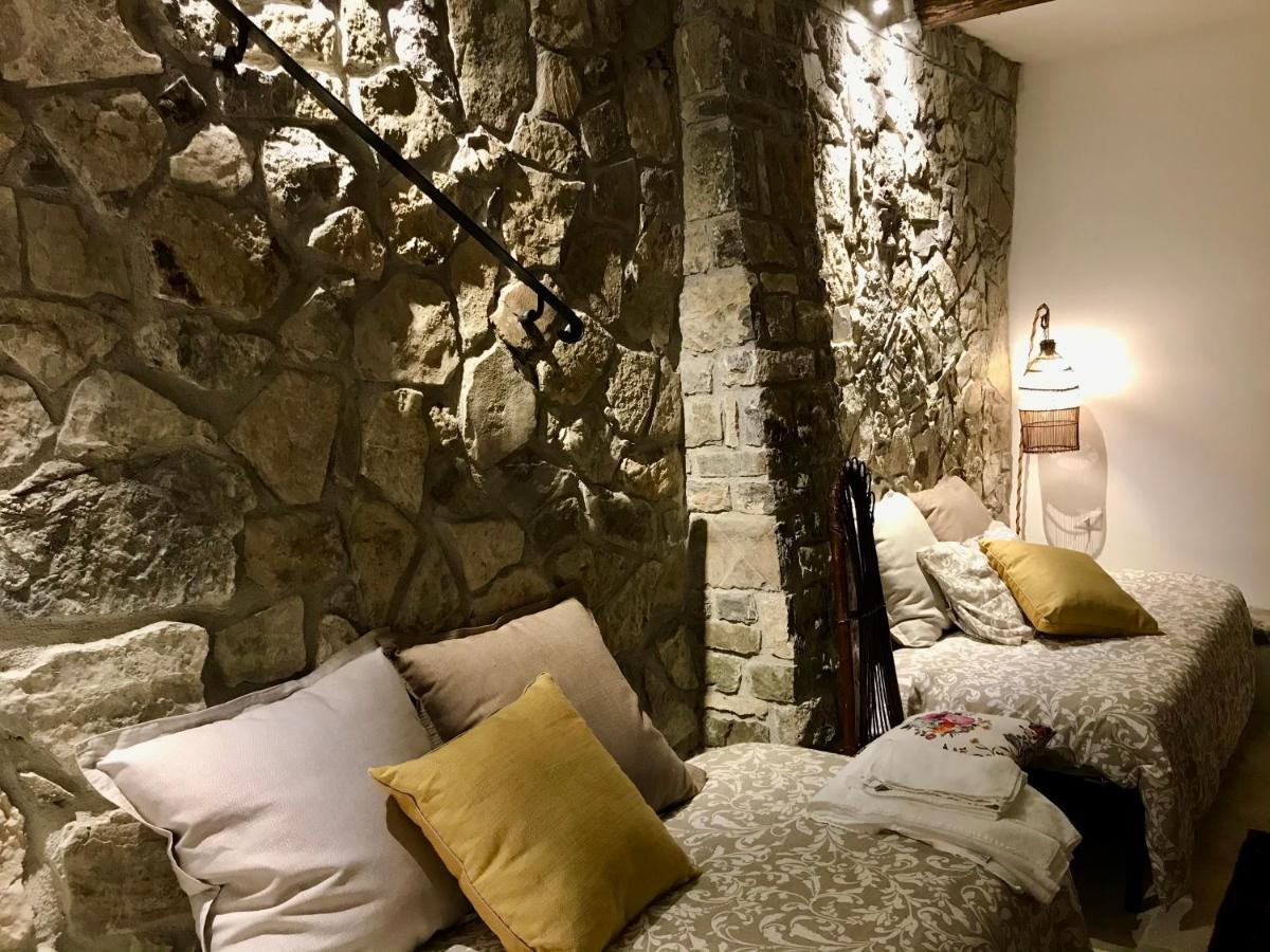 Borgo Manca Suite Sasso di Castalda Esterno foto
