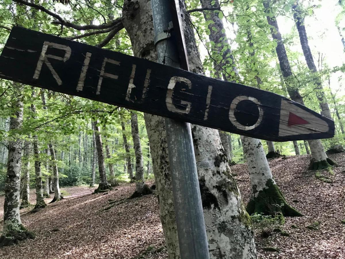 Borgo Manca Suite Sasso di Castalda Esterno foto