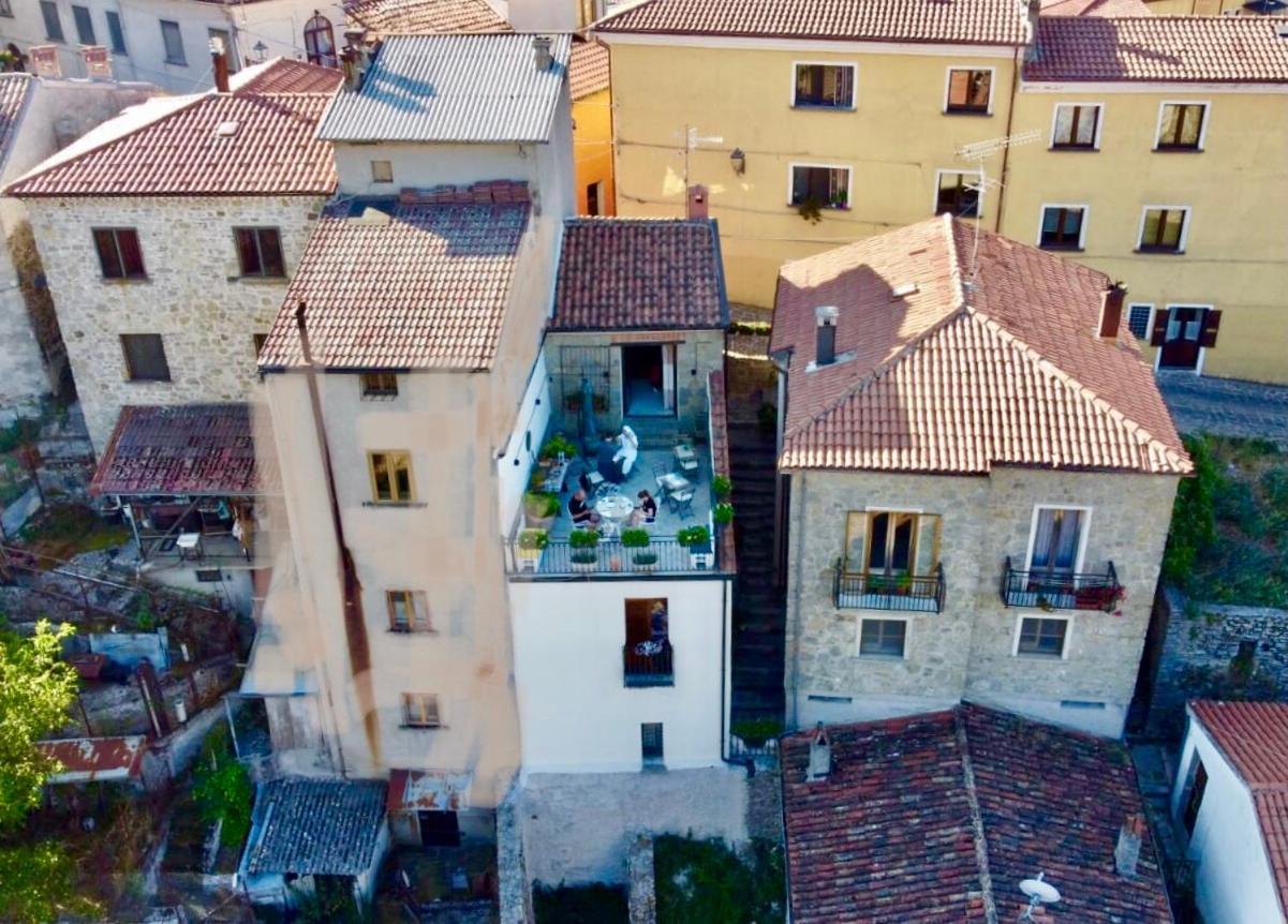 Borgo Manca Suite Sasso di Castalda Esterno foto