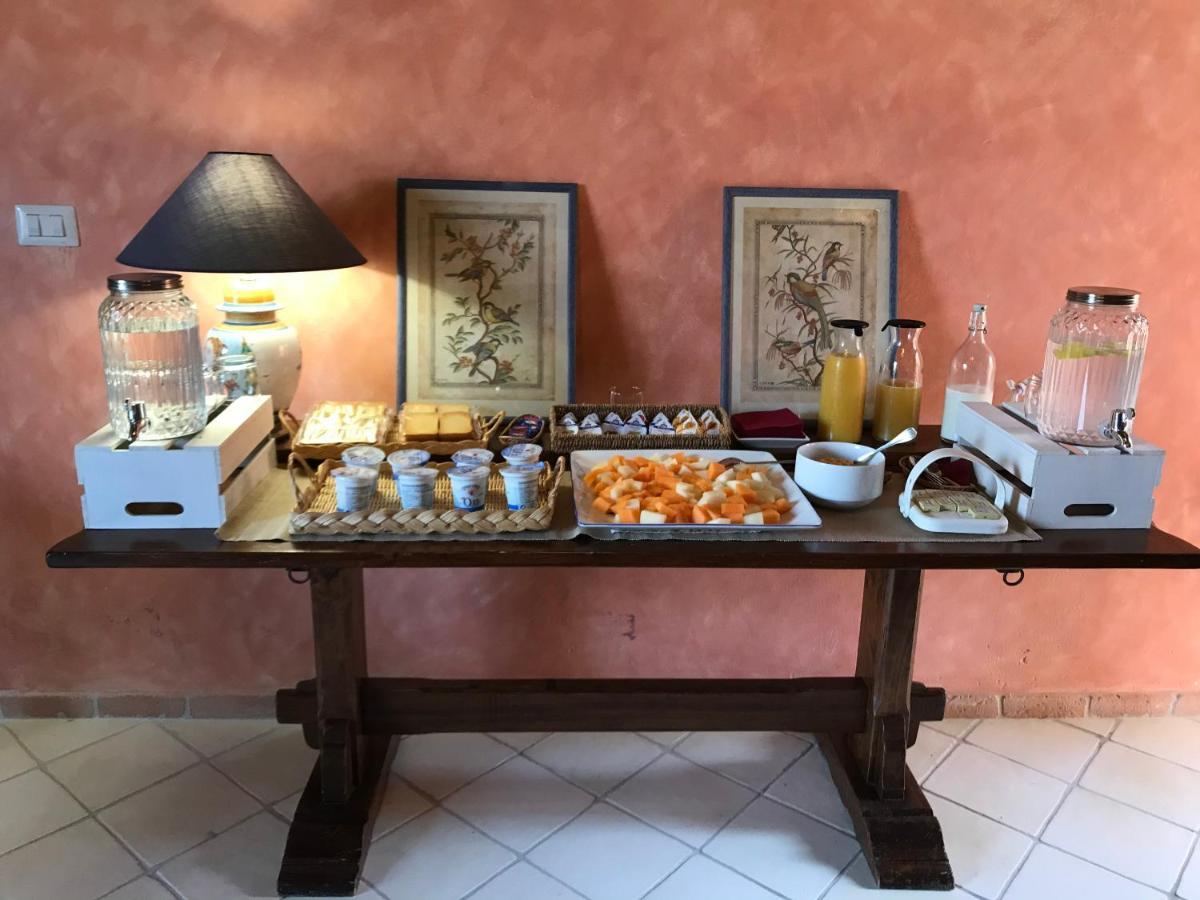 Borgo Manca Suite Sasso di Castalda Esterno foto