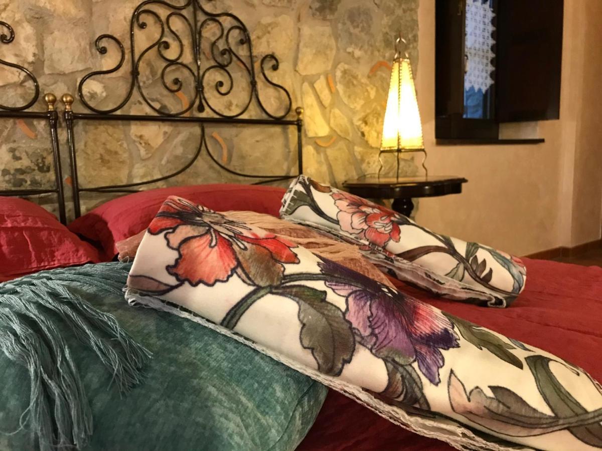 Borgo Manca Suite Sasso di Castalda Esterno foto